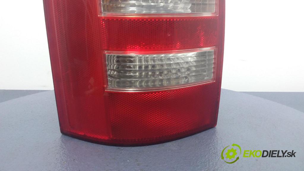 Audi A2 2001 svetlo / reflektor zad ľavá Vonkajsia: 8Z0945095