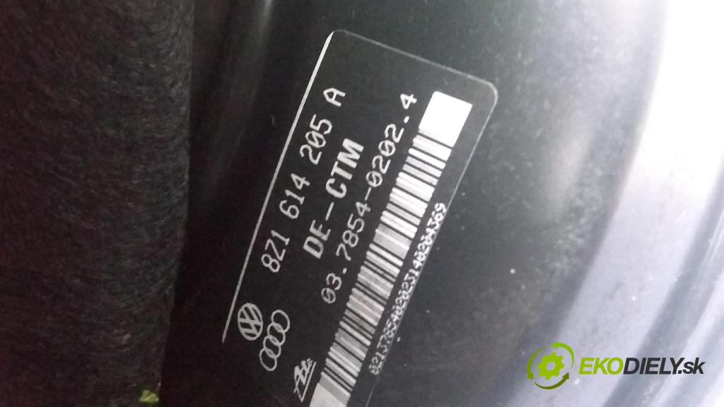 Audi A2 2001 servo Brzdní: 8Z1614205A