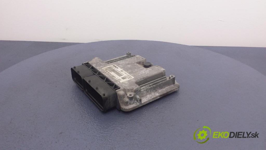 Fiat Croma 2006 riadiaca jednotka Motor: 55205059