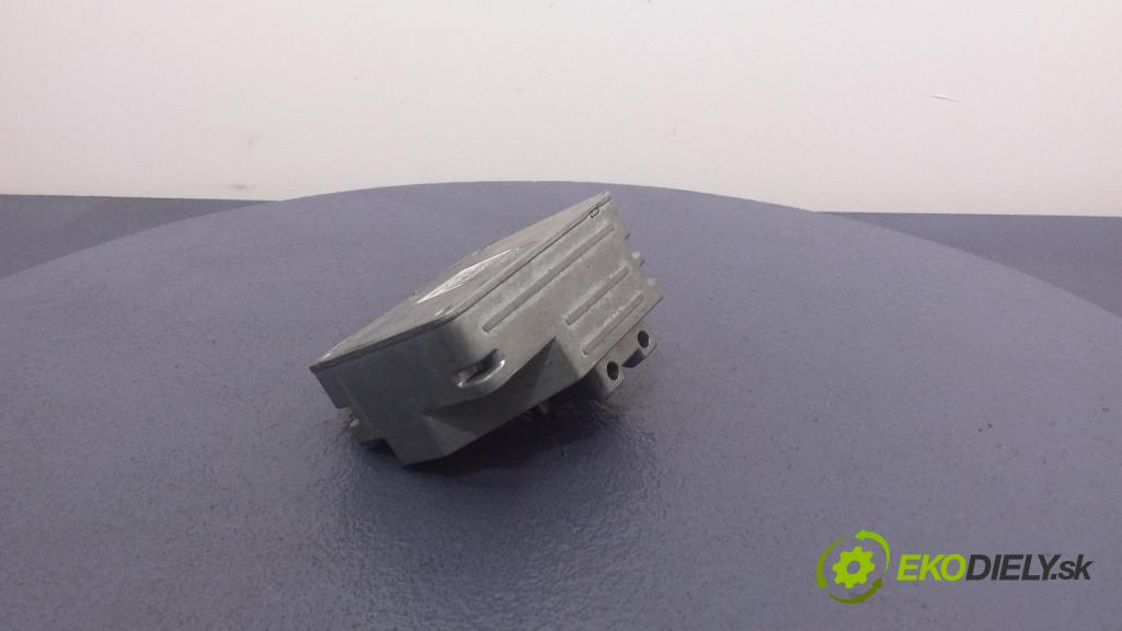 Fiat Croma 2006 Stĺpik volant x 00517205180