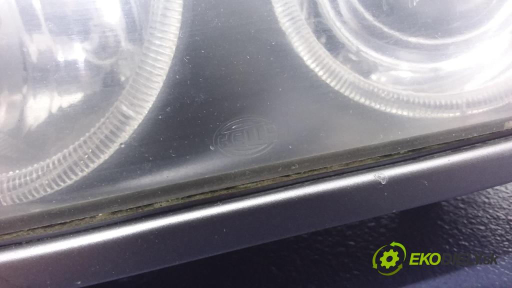 Bmw 530 2002 Reflektor: Vľavo: 01