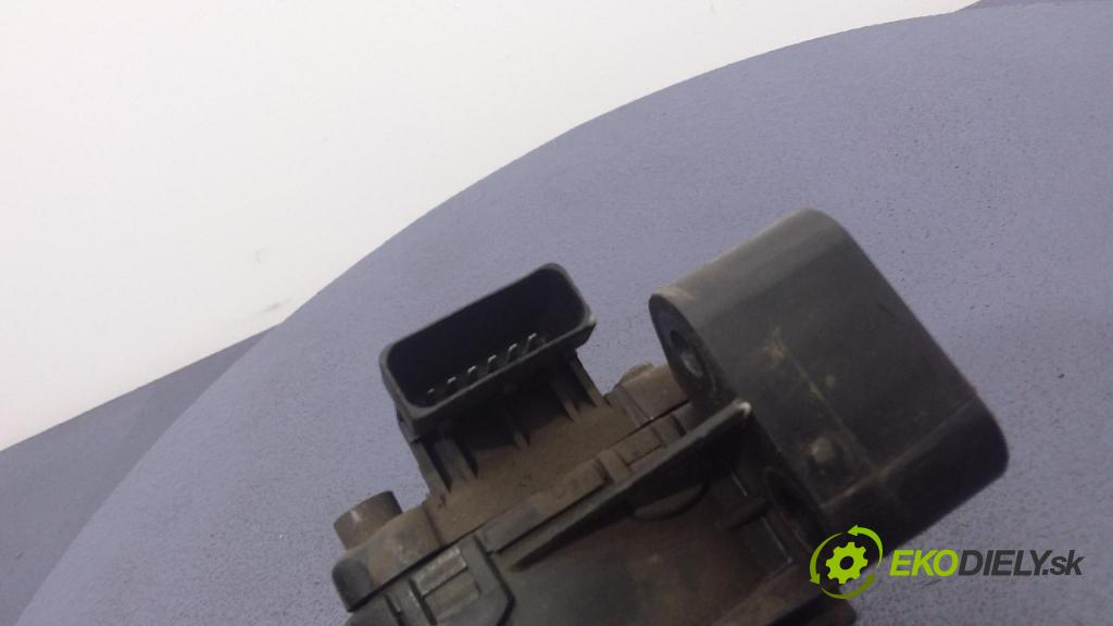 Opel Astra 2005 pedal Plyn: 9157998