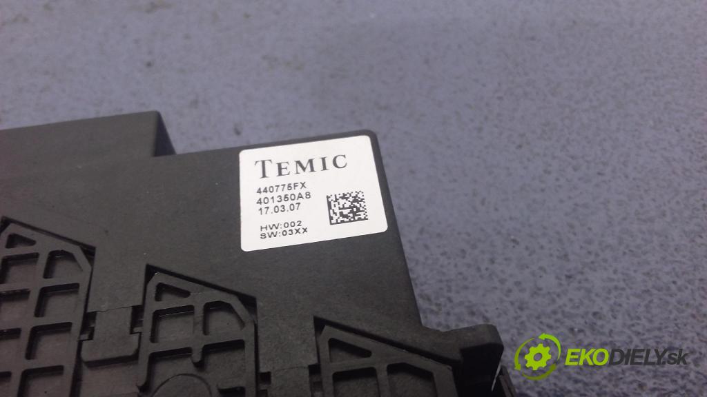 Skoda Fabia 2007 mechanizmus okna Okná: Predné Vľavo: 6Y1959801