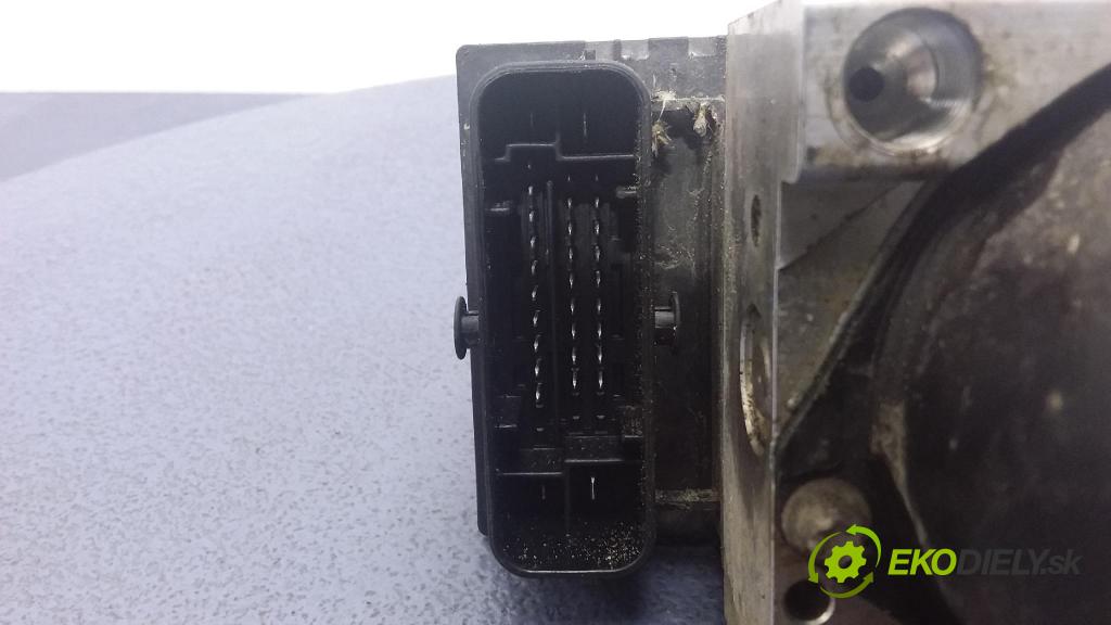 Skoda Fabia 2007 čerpadlo ABS x 6Q0907379AF