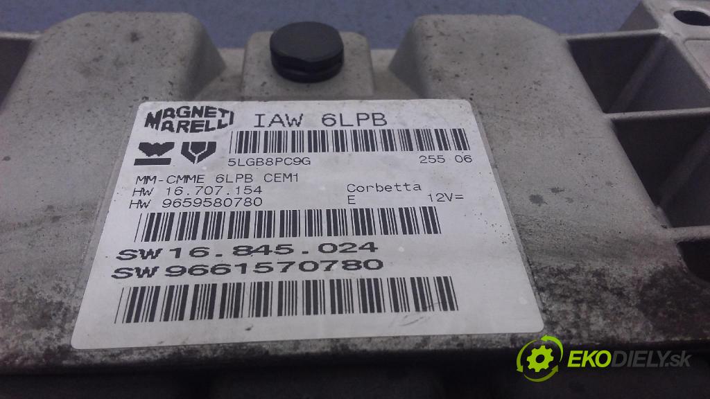 Citroen C5 2006 řídící jednotka Motor: 9661570780
