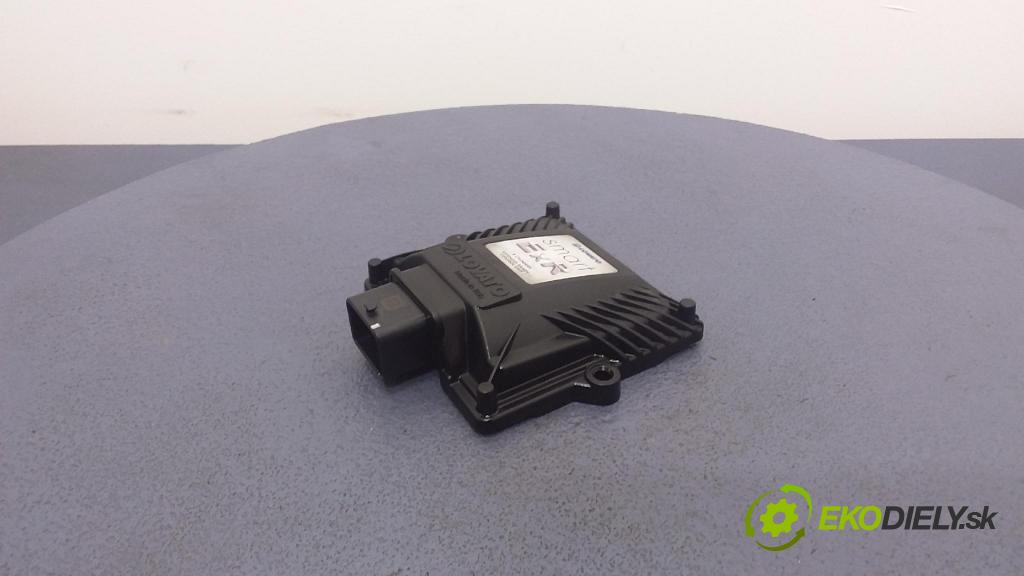 Citroen C5 2006 řídící jednotka 10R-042094