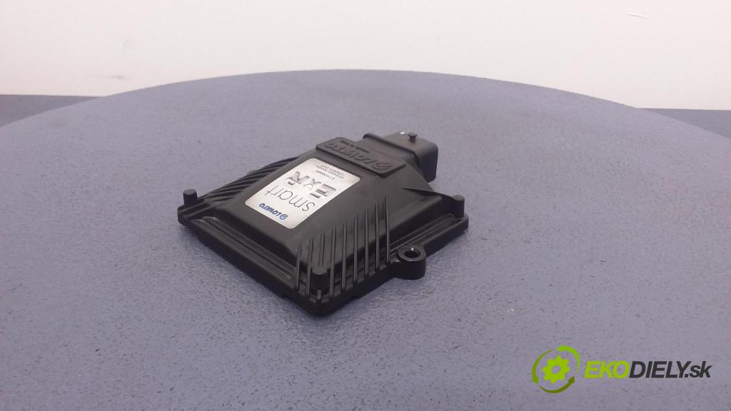 Citroen C5 2006 řídící jednotka 10R-042094