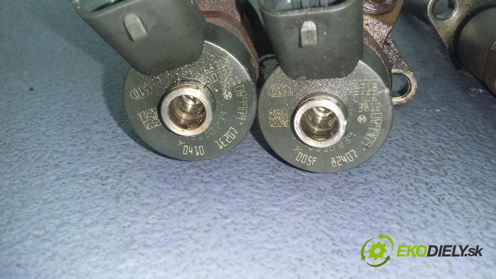 Citroen Xsara picasso 2006 vstřikovač 0445110239