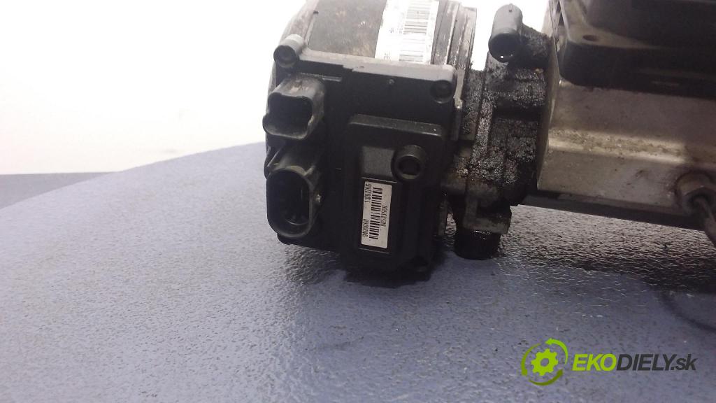 Citroen C5 2006 čerpadlo Hydraulicky: 9654068680