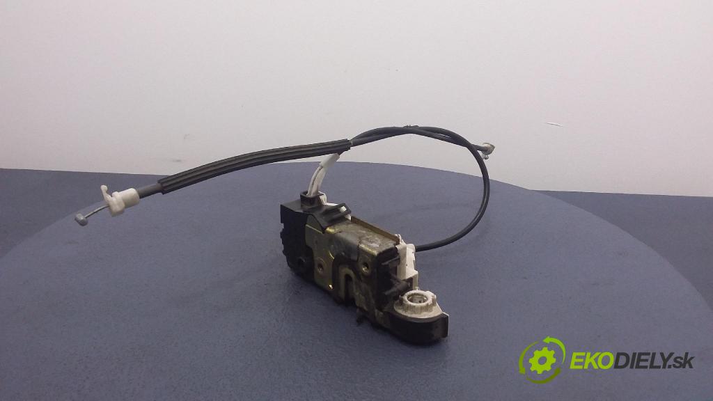 Peugeot 407 2005 zámek dveře před Levý: 9659739880F