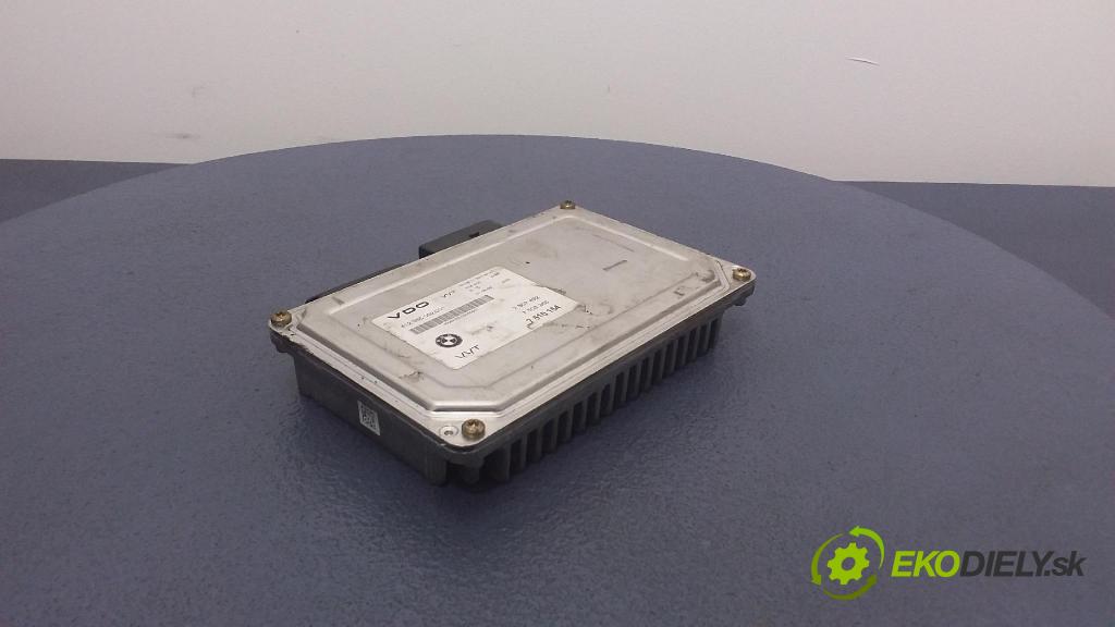 Bmw Seria 7 2002 řídící jednotka Motor: 7510154