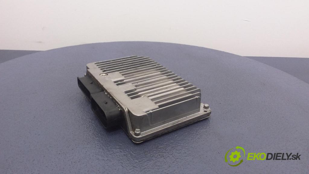 Bmw Seria 7 2002 řídící jednotka Motor: 7510154