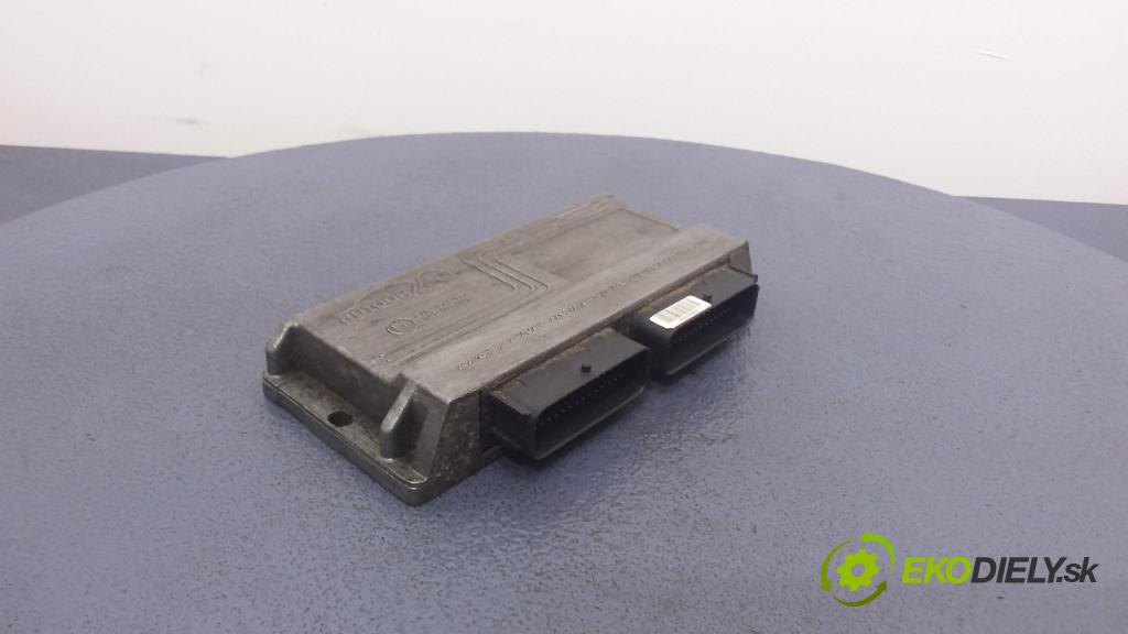 Bmw Seria 7 2002 riadiaca jednotka 67R-014289