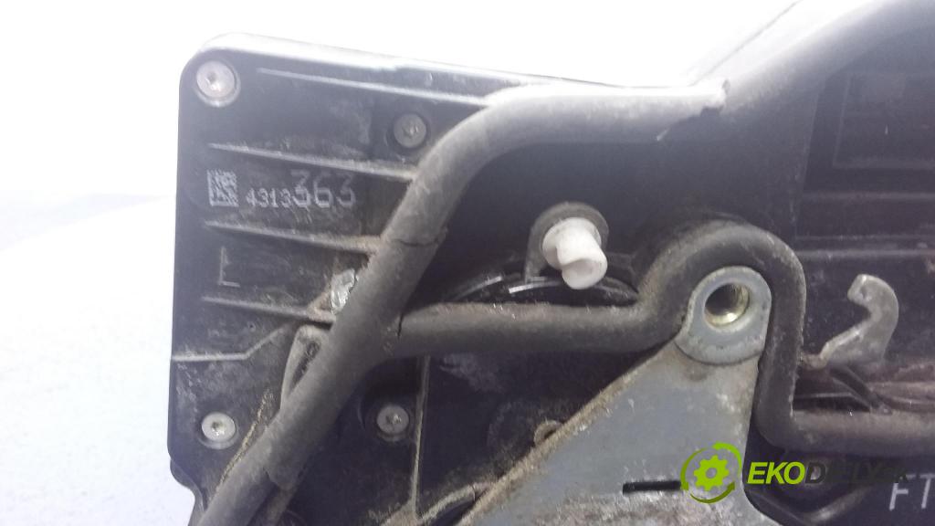 Bmw Seria 7 2002 zámek dveře před Levý: 4313363