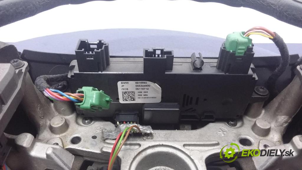 Bmw Seria 7 2002 volant 6916692