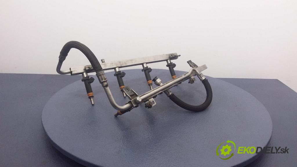 Bmw Seria 7 2002 lišta Zásobování 7506924