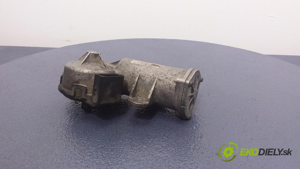 Bmw Seria 7 2002 potrubí Sání: 7505805