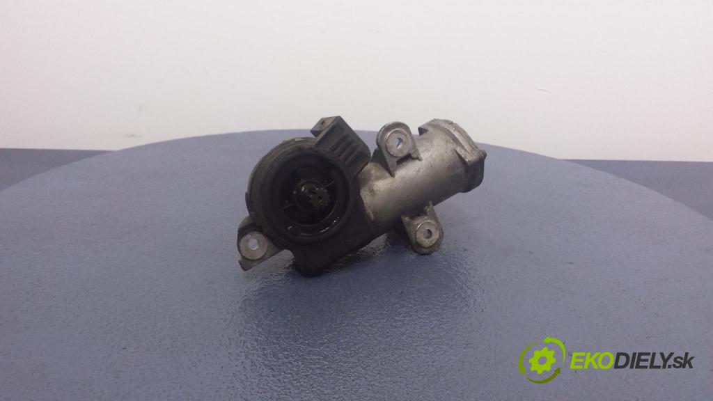 Bmw Seria 7 2002 potrubí Sání: 7505805