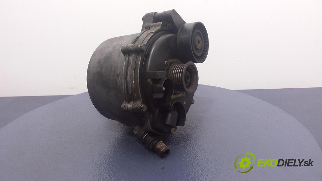 Bmw Seria 7 2002 Alternator 7508607