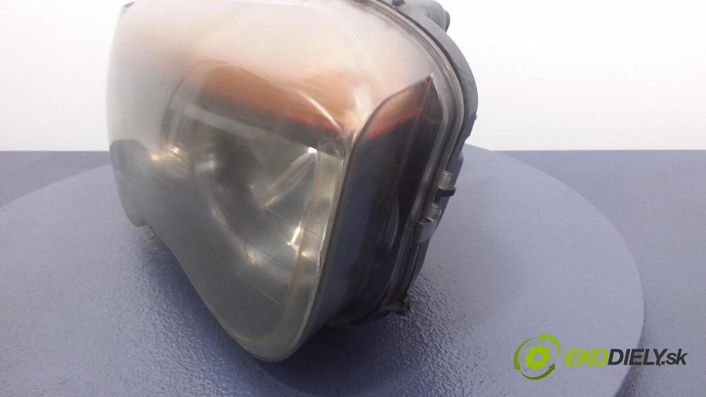 Bmw Seria 7 2002 světlo v pravo: 01