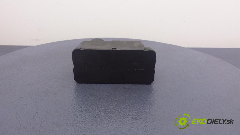 Vw Passat 1996 čerpadlo Centrální Zámek 1H0962257G