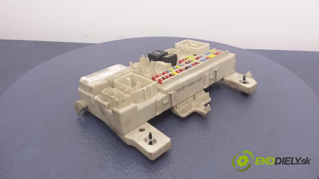 Ford C-max 2005 skříňka Pojistky 4M5T-14A073-CF