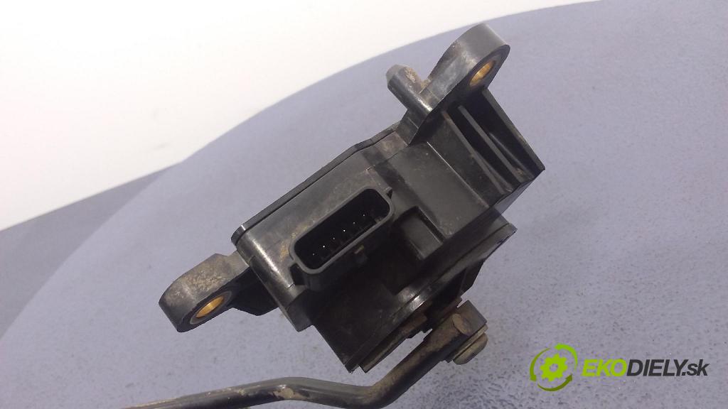 Nissan X-trail 2007 pedal Plyn: 18002JG40A