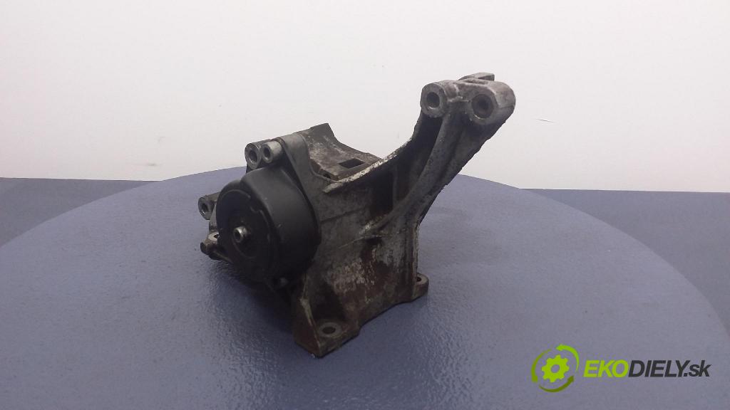 Vw Passat 1996 Polštář/ Tlapka: Motor: 028903143AB