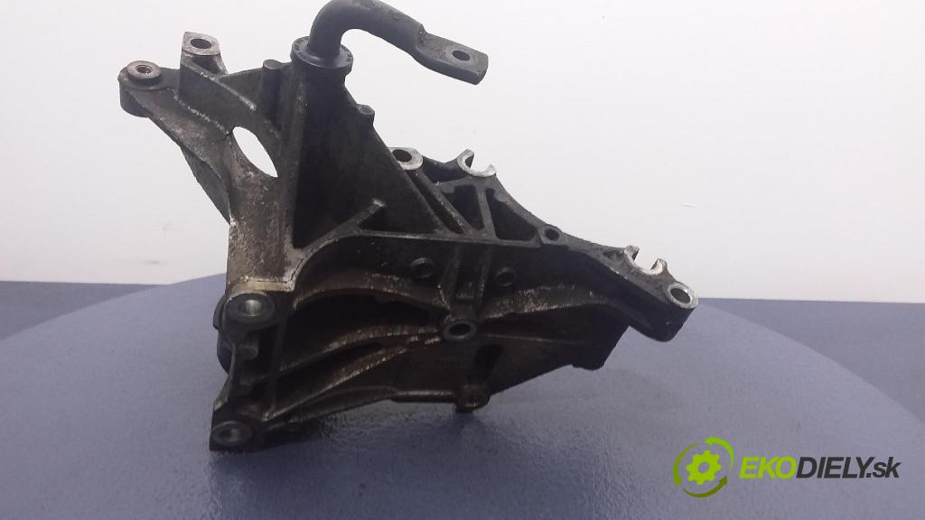 Vw Passat 1996 Polštář/ Tlapka: Motor: 028903143AB