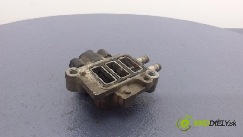 Honda Accord 2001 potrubí Sání: 136800-1142