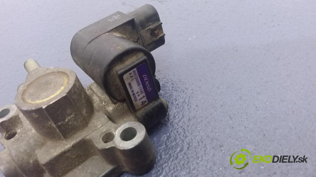 Honda Accord 2001 potrubí Sání: 136800-1142