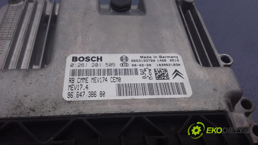 Peugeot 207 2008 řídící jednotka Motor: 9664738680