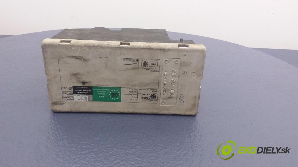 Audi A4 1999 čerpadlo Centrální Zámek 8D0862257