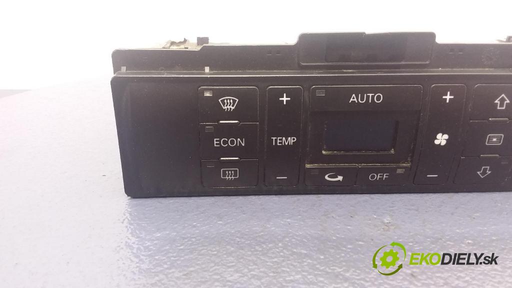 Audi A4 1999 prepínač Klimatizácia: Prúd vzduchu: 8D0820043M