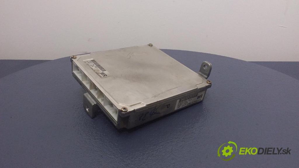 Honda Cr-v 2003 riadiaca jednotka Motor: 37820-PNL-G01