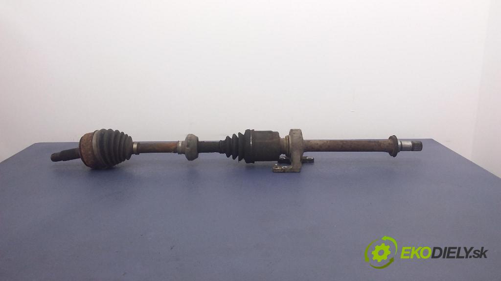 Honda Cr-v 2003 poloos Prava: Predné 01