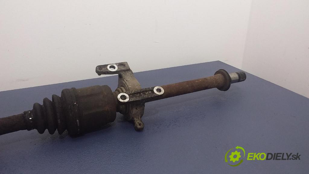 Honda Cr-v 2003 poloos Prava: Predné 01