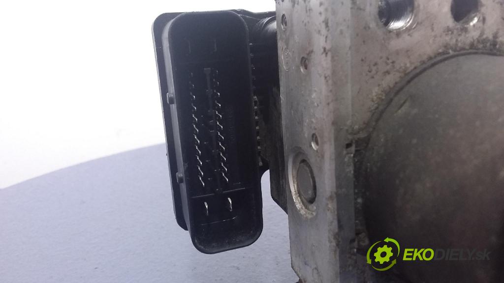 Suzuki Ignis 2004 čerpadlo ABS x 06.2109-0201.3