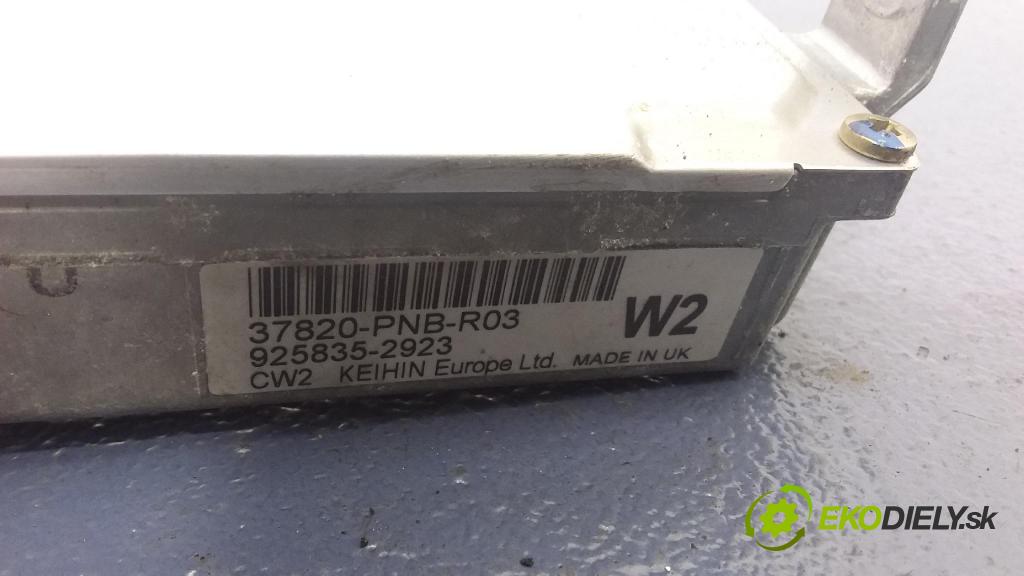 Honda Cr-v 2003 riadiaca jednotka Motor: 37820-PNB-R03