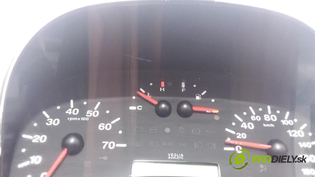 Fiat Doblo 2006 prístrojovka/ budíky 51758840