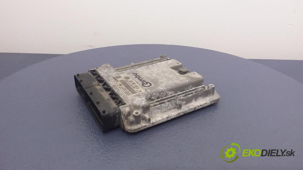 Skoda Octavia 2006 riadiaca jednotka Motor: 1Z0907115A