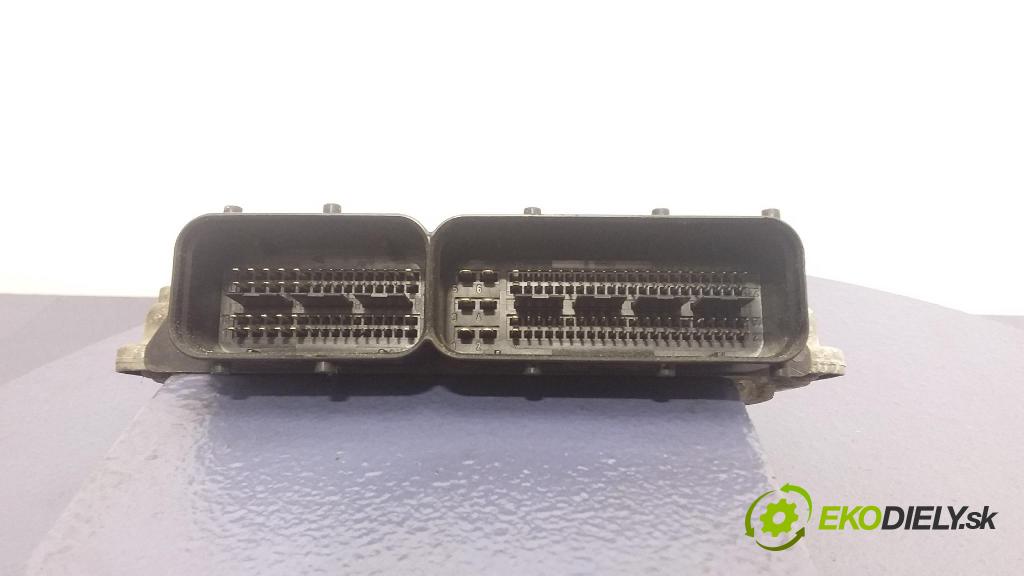 Skoda Octavia 2006 riadiaca jednotka Motor: 1Z0907115A