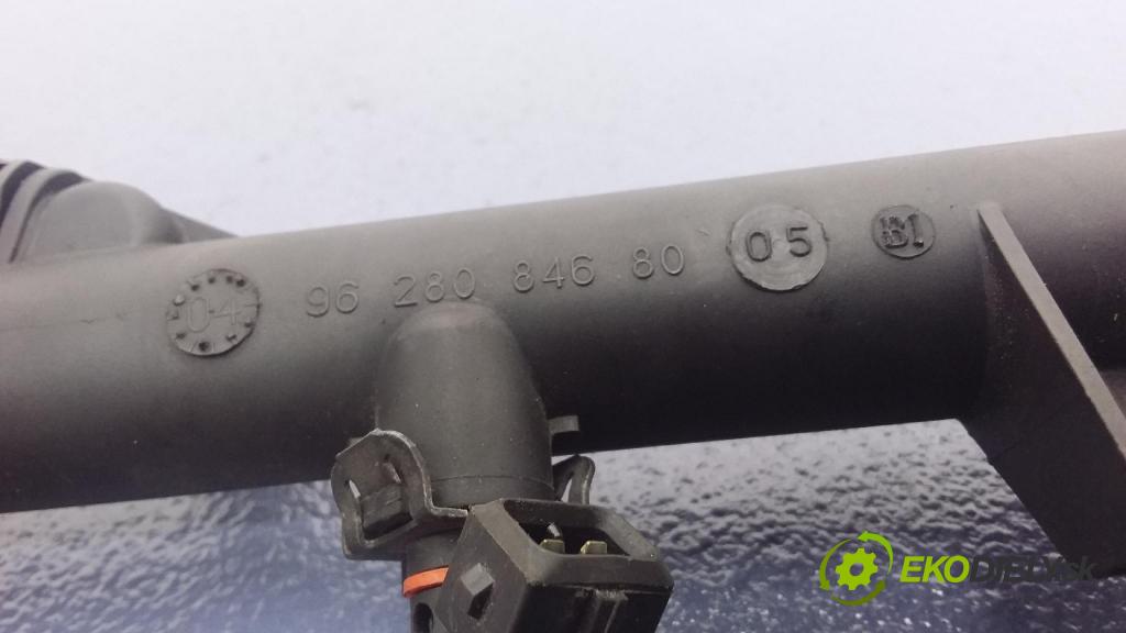 Peugeot 407 2004 lišta Dodávka: 01F004A