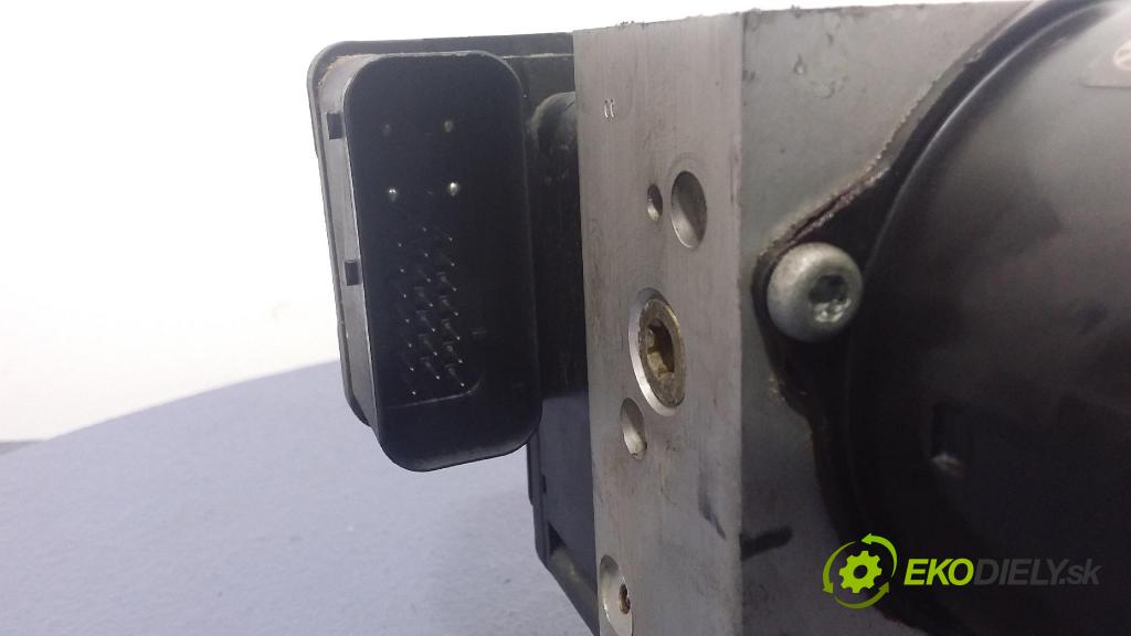 Bmw 330d 2000 čerpadlo ABS x 6751768