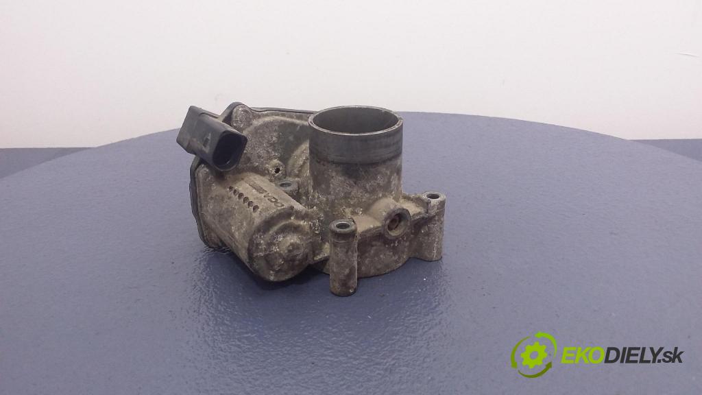 Skoda Fabia 2005 klapka 03C133062B