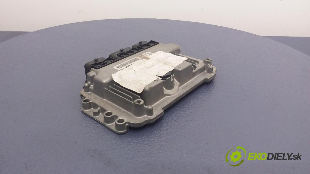 Citroen C4 2006 riadiaca jednotka Motor: 9662307380