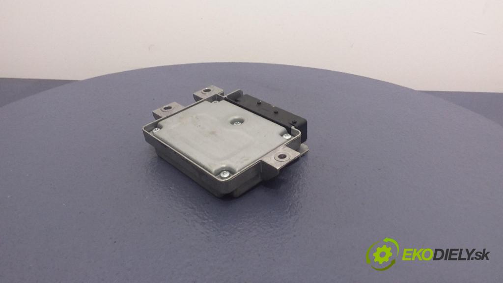 Vw Passat 2005 riadiaca jednotka 3C0907801B