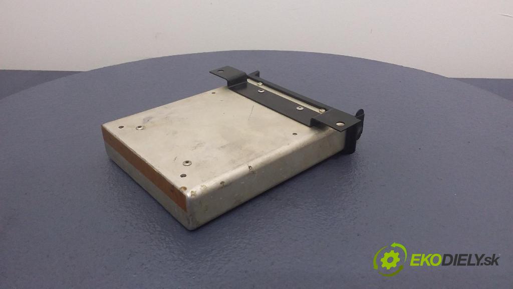 Land rover Range rover 1998 riadiaca jednotka 80516K