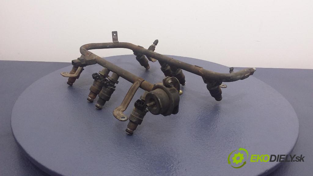 Land rover Range rover 1998 lišta Zásobování D1830GA