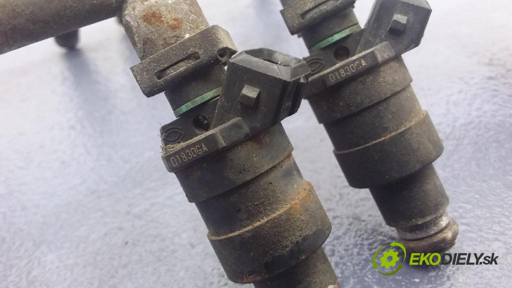 Land rover Range rover 1998 lišta Zásobování D1830GA